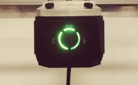 AI賦能鋰電信息采集！?？禉C(jī)器人助您“躺贏”工業(yè)讀碼新賽道